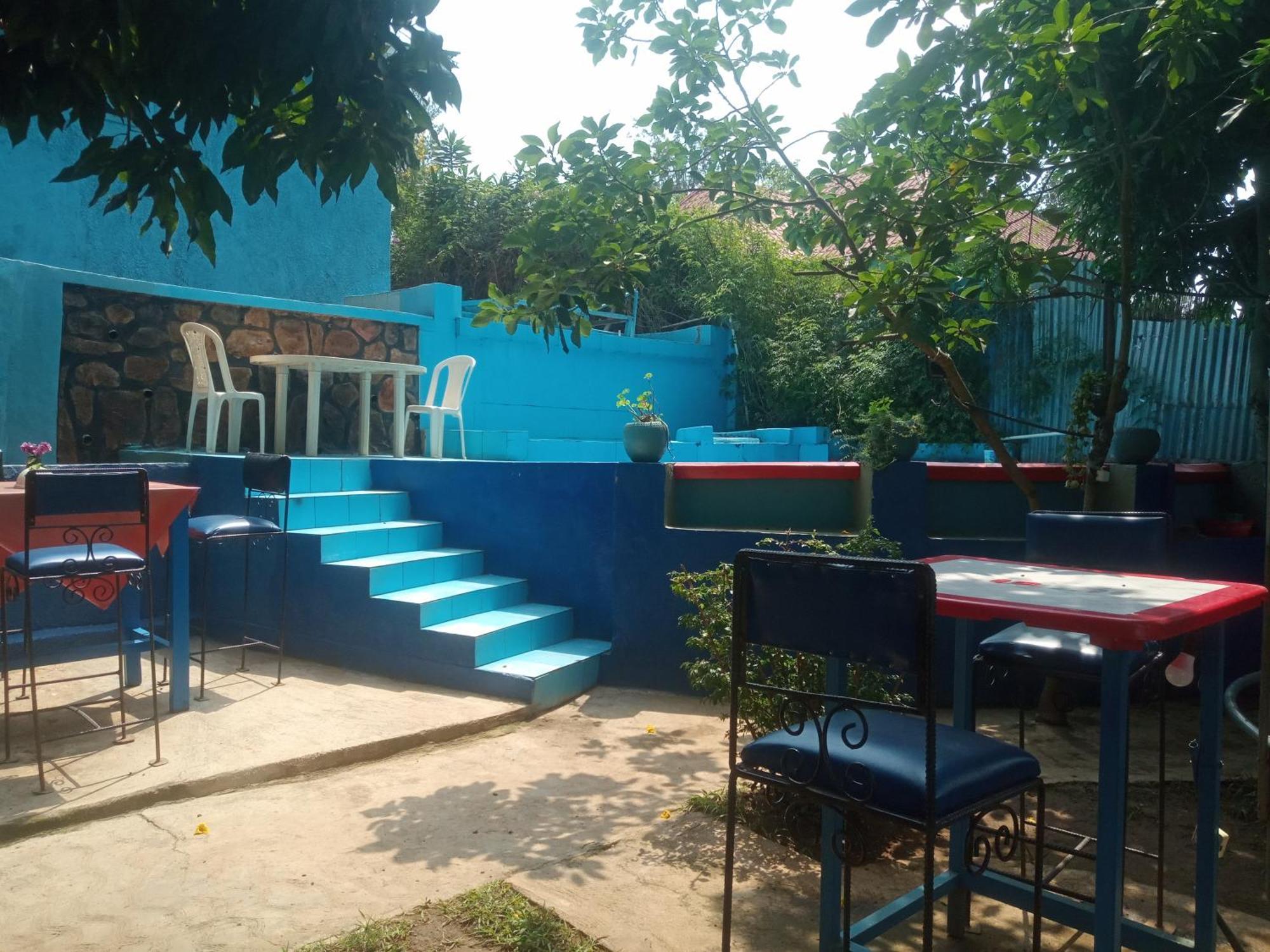 Colours Club And Spa Kigali Exterior photo